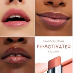 MAC Glowplay Tendertalk Lip Balm Introvert